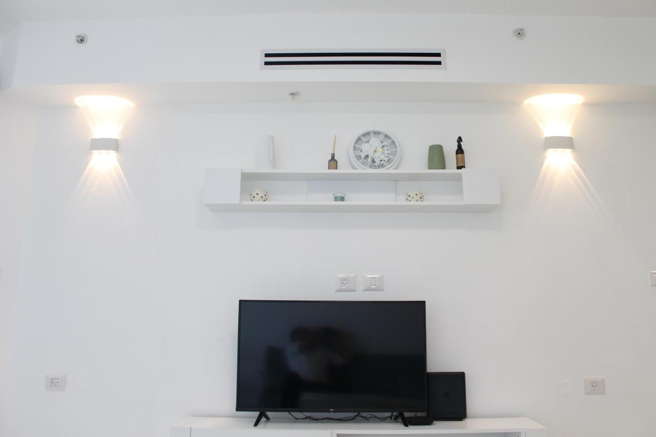 Beach Suite Israel- Best View, Gym, Massage Chair, Low Fee For Off-Site Indoor Pool Spa ביץ סוייט ישראל- נוף ים מאלף, כיסא מסאז, חדר כושר, אפשרות לבריכה מקורה, וספא בתשלום ממש מוזל Ascalão Exterior foto